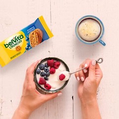 belVita Blueberry Breakfast Biscuits 4 Count Pack 8 Packs of 4 Biscuits