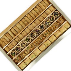 Middle Eastern Sweets – 70-Piece Assorted Baklava Pistachio and Almond