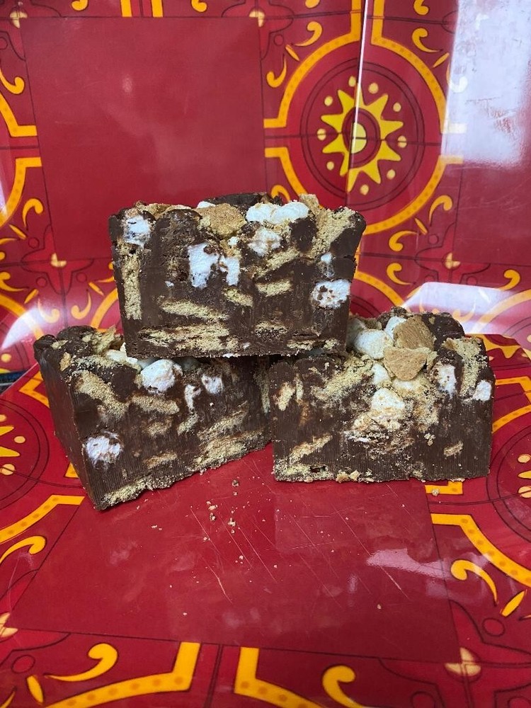 Smores Fudge *nut free* 1/2 pound