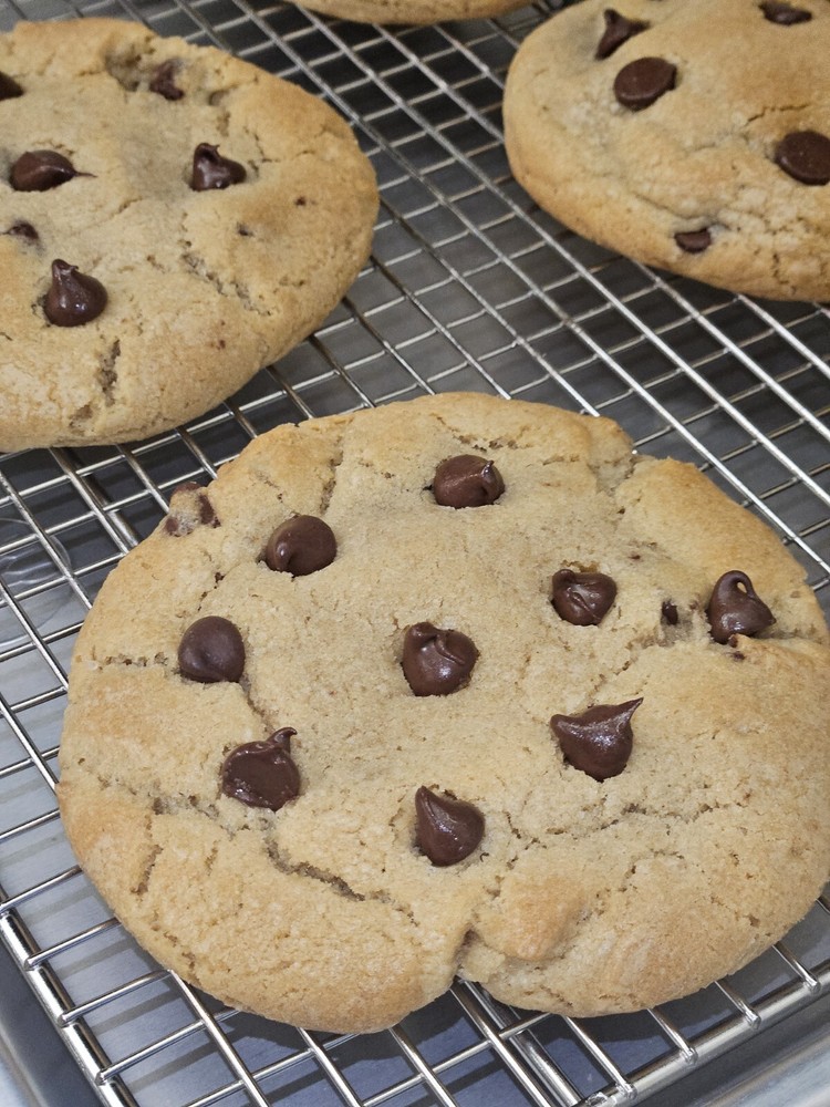 Handmade Fresh Baked Chocolate Chip Cookies, Giant Cookies, Soft Baked Cookies