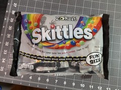 RARE! ZOMBIE SKITTLES 20 Fun Size 10.7 oz Bag Halloween Candy Discontinued 2020