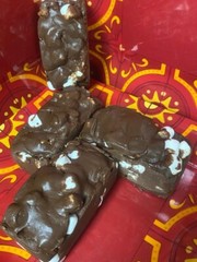 Marshmallow Fudge *nut free* 1/2 pound