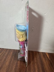 New! Wicked The Movie Glinda Pop Ups! Flix Candy Lollipop Holder Chupa Chups