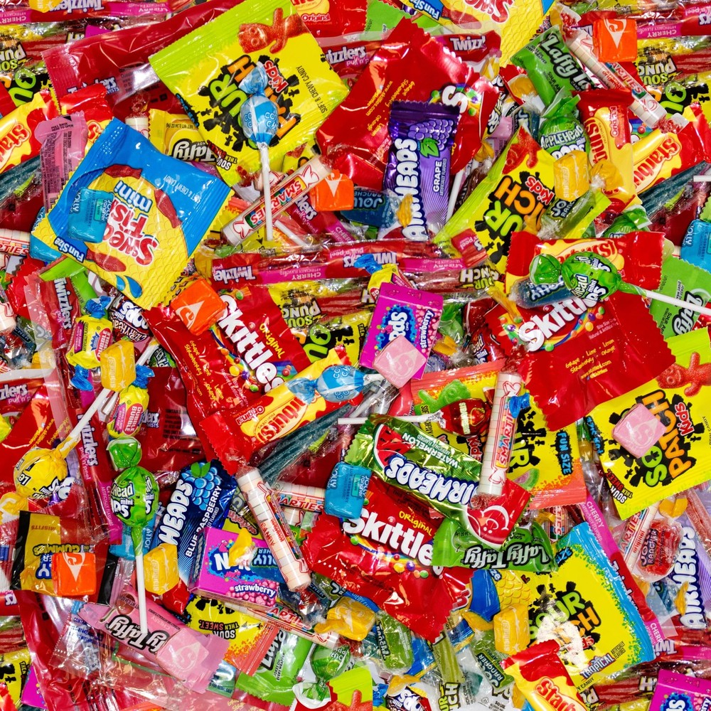 Bulk Candy Variety Pack 5 Pounds Assortment, Approx. 250 Individually 5 LB