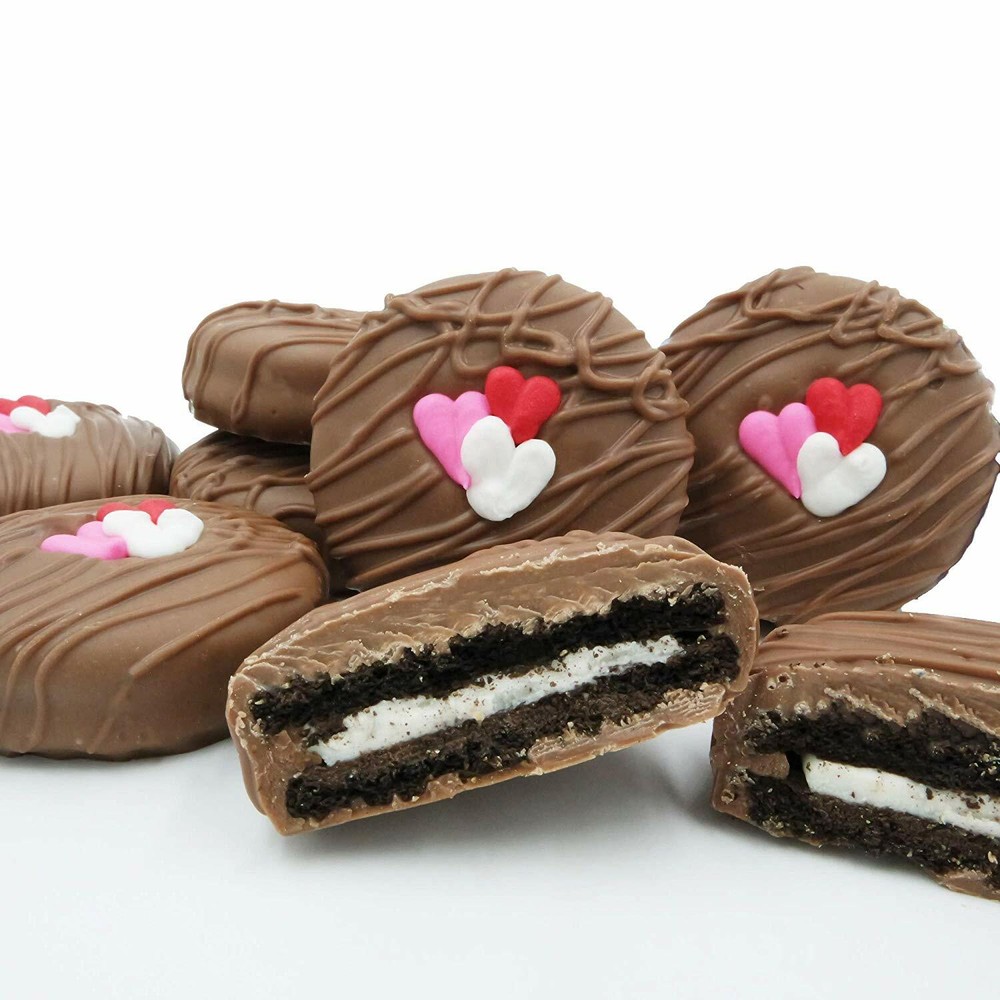 Philadelphia Candies Love Valentine’s Day Heart Gift Milk Chocolate OREO Cookies