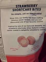 🔥 20oz Strawberry Shortcake Bites by Edward Marc Chocolatier in date 10/26 new