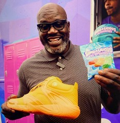 Shaq A Licious XL Gummies **SNEAKERS** Strawberry, Mango, Lime 6.2oz NEW