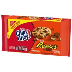 Soft and Chewy Chocolate Chip Cookies with Peanut Butter Cups – Family Size Duo