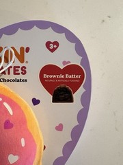 Dunkin Donuts Plush & Milk Chocolate Heart Gift Box – Brownie Batter Chocolates