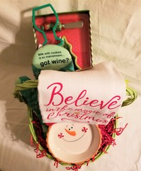 Hostess Entertainment Kitchen Snowman Christmas Gift Basket