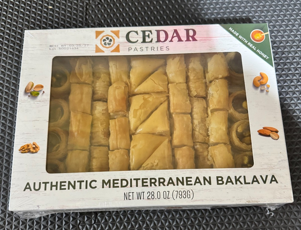 Cedar Pastries Baklava Assorted 28 oz Walnut Pistachio Almond Kosher Dairy Halal