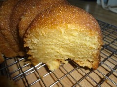 RICH FLAVORED HOMEMADE CARIBBEAN-STYLE RUM CAKE (10″)