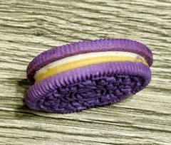 Oreo x BTS Sandwich Cookies – Limited Edition Snack Packs
