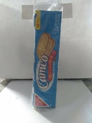 Cameo Creme Sándwich Cookies (12 individual packs) *Puerto Rico Candy*