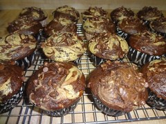 CHOCOLATEY RICH HOMEMADE CHOCOLATE PEANUT BUTTER BANANA MUFFINS (18 MUFFINS)
