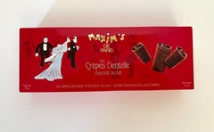 Maxim’s, Milk Chocolate Lace Crepes, FRANCE – NEW, Sealed Box