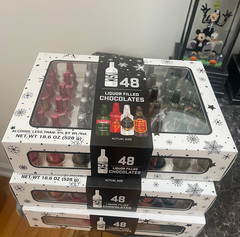 USA 48 Liquor Whiskey Filled Chocolate bottles Coffee, Tequila, Irish Cream Fire