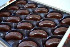 Ukrainian Box Sweets ROSHEN “Shooters” Chocolate Candy with Whiskey Liqueur 150g