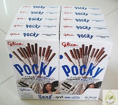 Cookies&Cream glico POCKY10*45g Chocolate Desserts Japanese Biscuit Sticks Snack