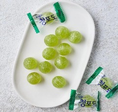Green Grape Flavor Candy, Juicy & Refreshing 2 inches x 2 x 1 inch