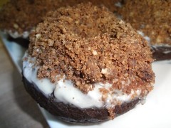 MOIST AND TENDER HOMEMADE CHOCOLATE CRUMB DONUTS (6 DONUTS)