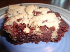 MOUTHWATERING HOMEMADE COOKIE DOUGH BROWNIES (9″ x 9″) TRAY