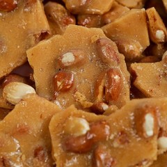 Home Style Peanut Brittle Candy by Smarty Stop (2 Pound 2 (Pack of 1)