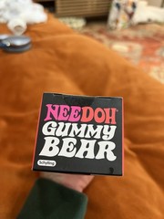 Needoh Gummy Bear PINK BRAND NEW sealed, never opened Schylling Rare