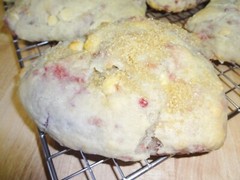 TENDER HOMEMADE WHITE CHOCOLATE RASPBERRY SCONES (14 SCONES)