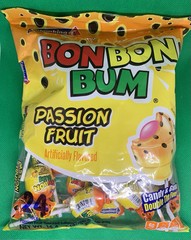 Bon Bon Bum Colombina 24 Pieces Passion Fruit Flavored Lollipops with Bubble Gum