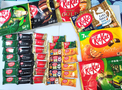 KitKat Variety Set (34 pieces, approx. 5 flavors)