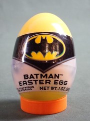 BATMAN RETURNS MOVIE CANDY CONTAINERS DISPENSER AND EGG THE RIDDLER WHITMAN’S