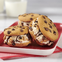 CHIPS AHOY! Fresh Stacks Chewy Fudgy Chocolate Chip Cookies, 8.66 Oz (4 Multi Sn