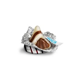 HERSHEY’S KISSES-WHITE CHOCOLATE CREAM COVERED CENTER CANDY-BULK VALUE LIMITED!!