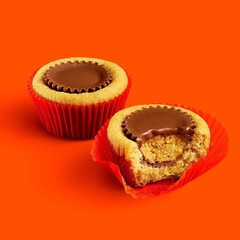 REESE’S Peanut Butter Cups, Milk Chocolate, Bulk Miniatures Candy (4 Pounds)