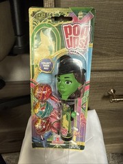 This is a Flix Candy Pop Ups! lollipop holder featuring the character Elphaba!