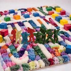 Toy Army Soldier Gummies 1 lb Tub, Green Apple or Red White & Blue Gummy Candy C