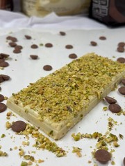 White Dubai chocolate bar with nuts on top & filling inside made with love 130g!