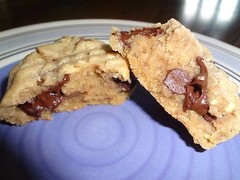 SOFT HOMEMADE DOUBLE PEANUT BUTTER CHOCOLATE CHIP COOKIES W/CRUNCH (30 COOKIES)