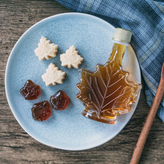Yupik Maple Leaf Hard Candies with Pure Maple Syrup, 2.2 Lb (35.2 Oz), Individua