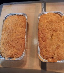 Homemade Butter Crumb Banana Bread Cake. 8.5×4.5 loaf