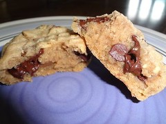 SOFT HOMEMADE DOUBLE PEANUT BUTTER CHOCOLATE CHIP COOKIES W/CRUNCH (30 COOKIES)
