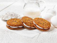 Oatmeal Creme Pies, 96 Individually Wrapped Sandwich Cookies (8 Boxes)