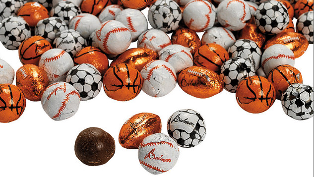 Soccer Football Basketball Baseball Asst Foil Milk Chocolate Round Candy 2# Bag