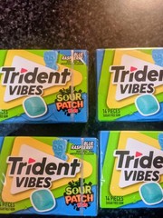 4x Packs Trident Vibes Sour Patch Kids Blue Raspberry Gum | 14 Sticks Per Pack