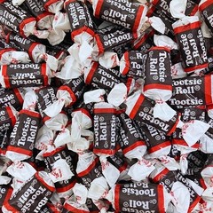 Tootsie Roll Minis Midgees Chewy Chocolate Bulk & Delicious Candy (2 Pounds)