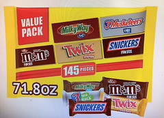MARS MILK CHOCOLATE VARIETY PACK CANDY, FUN SIZE SNICKERS/TWIX (145 Ct), 71 oz