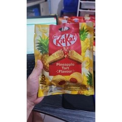 KitKat 2-Fingers Pineapple Tart Flavour Sharebag [Limited Edition] (8 px)