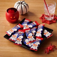 KITKAT MIX DRACULA shape, WITCH’S MARSMALLOW GREEN CREAM-GHOST TOAST LIMITED NOW
