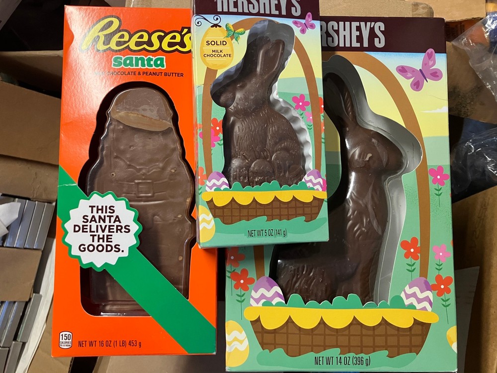 3 Hershey’s Solid Milk Chocolate Bunny Easter Candy Peanut Butter Reese’s Santa